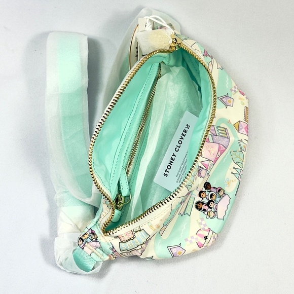 Disney Parks 2025 Stoney Clover Lane It’s A Small World Fanny Pack - NEW - Picture 4 of 4